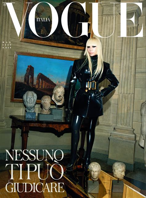 Vogue Italia, «Donatella si nasce»